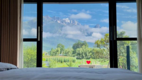 More Sunshine Hotel 猫山下民宿